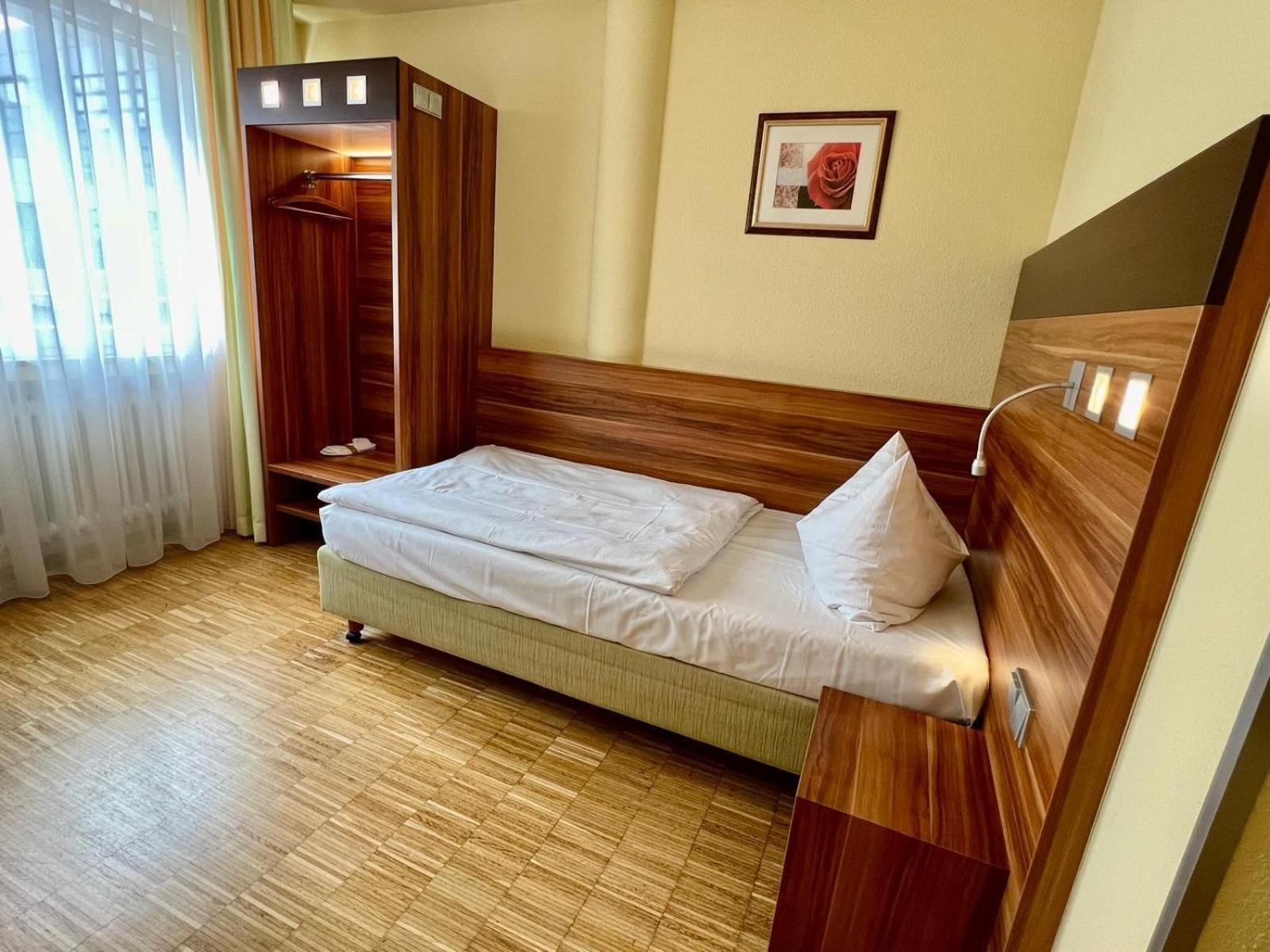 Klima Hotel Europarc Kerpen  Eksteriør bilde